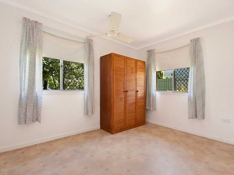 13 Calder Street, Edge Hill QLD 4870