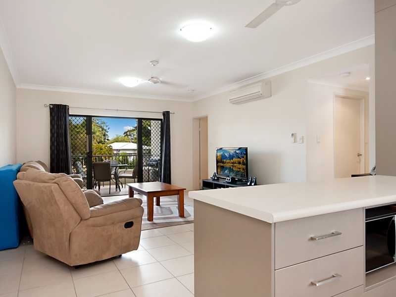 6/68 Charles Street, Cairns QLD 4870