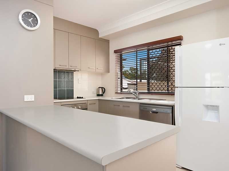 6/68 Charles Street, Cairns QLD 4870