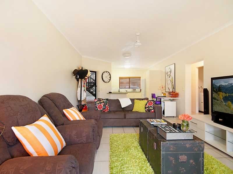 2/367 McLeod Street, Cairns North QLD 4870
