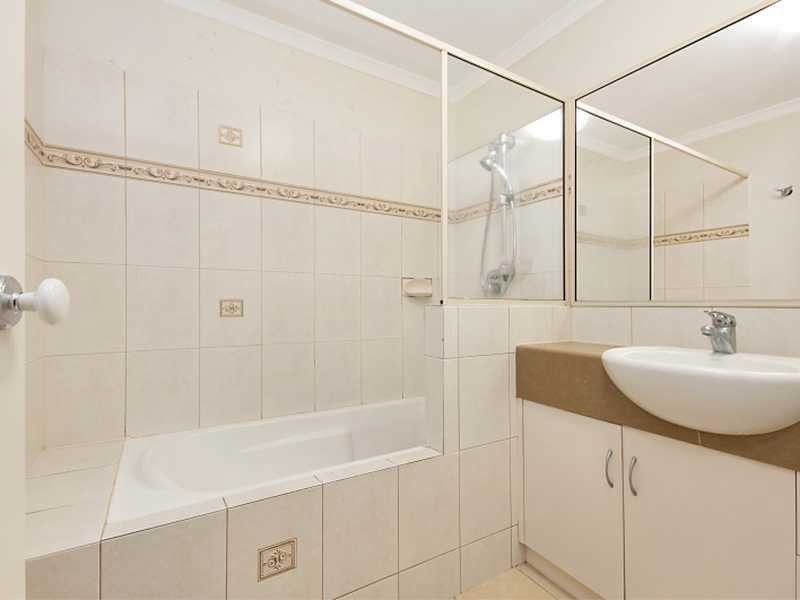 1/106 McLeod Street, Cairns City QLD 4870