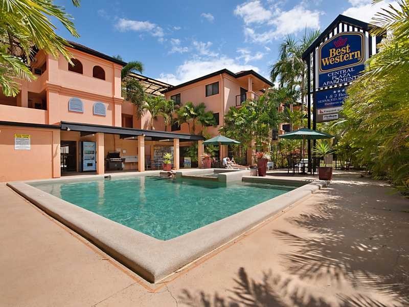 32/255 Lake Street, Cairns North QLD 4870