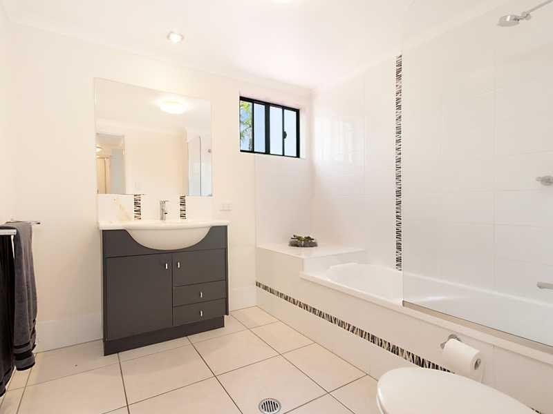 1/182 Spence Street, Cairns QLD 4870