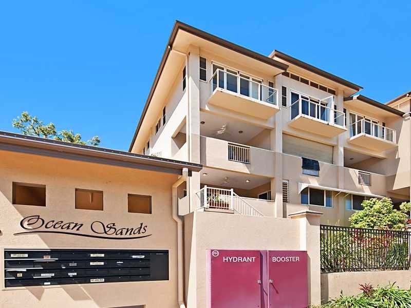 1/110 Moore Street, Trinity Beach QLD 4879