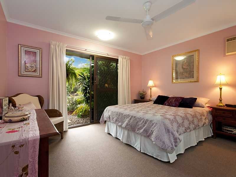 8/23 Woodward Street, Edge Hill QLD 4870