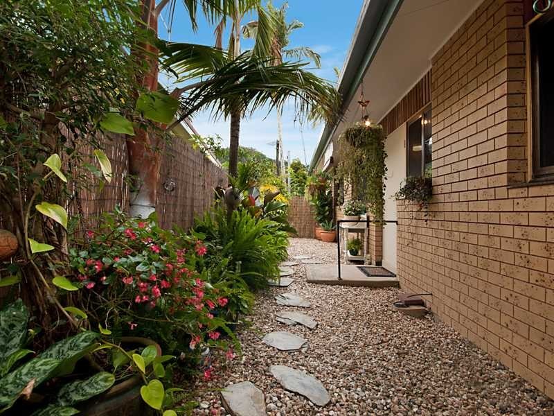 8/23 Woodward Street, Edge Hill QLD 4870