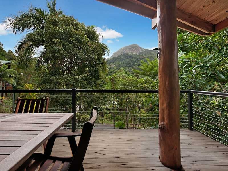 13 Licuala Close, Kamerunga QLD 4870