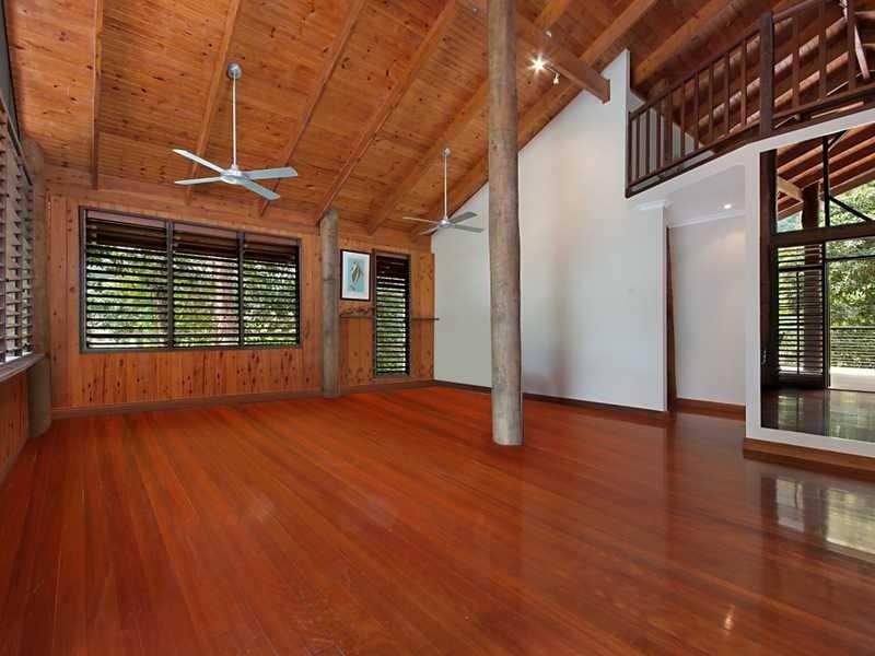 13 Licuala Close, Kamerunga QLD 4870