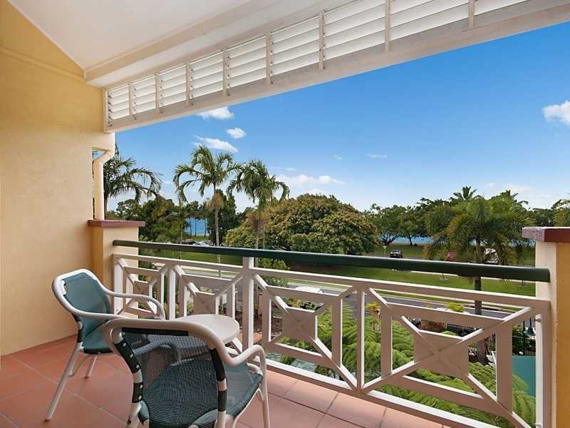 21/233 Esplanade, Cairns North QLD 4870