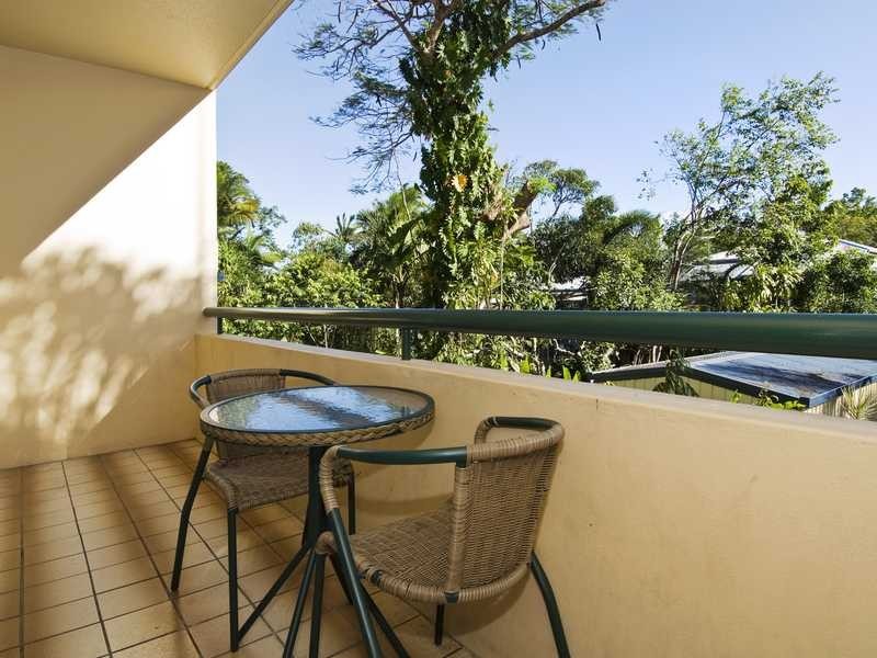 215/191 McLeod Street, Cairns North QLD 4870