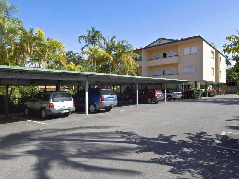 215/191 McLeod Street, Cairns North QLD 4870