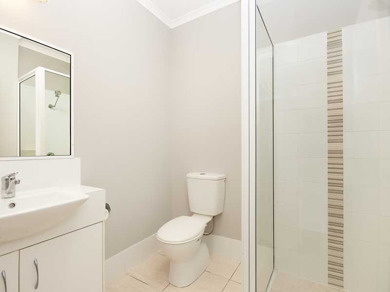 2/15 Clare Street, Cairns QLD 4870