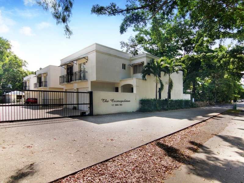 2/15 Thomas Street, Cairns North QLD 4870