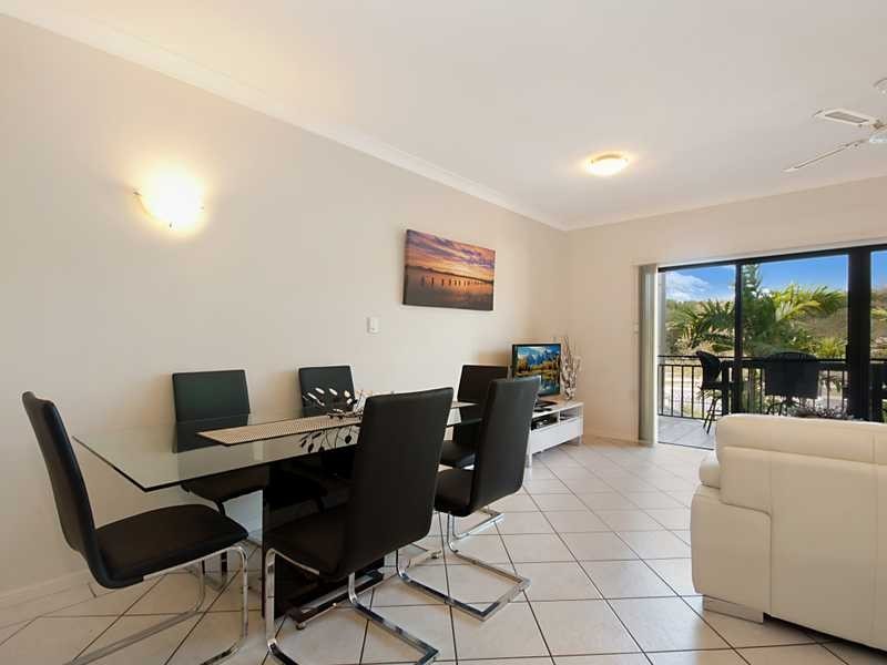8/293 Esplanade, Cairns North QLD 4870