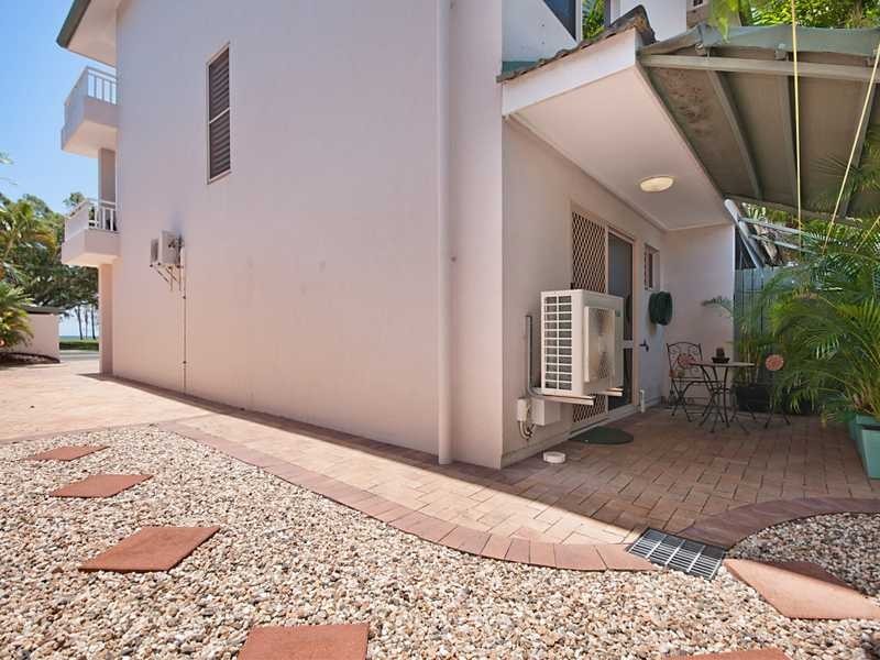 10/267 Esplanade, Cairns North QLD 4870