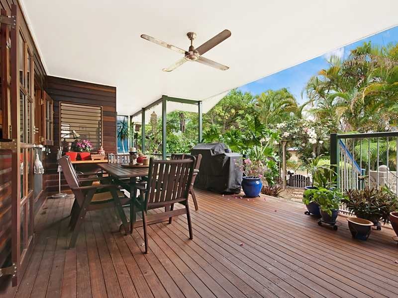 1 Russellia Street, Redlynch QLD 4870