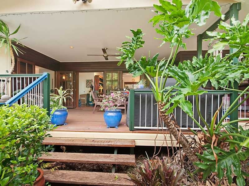 1 Russellia Street, Redlynch QLD 4870