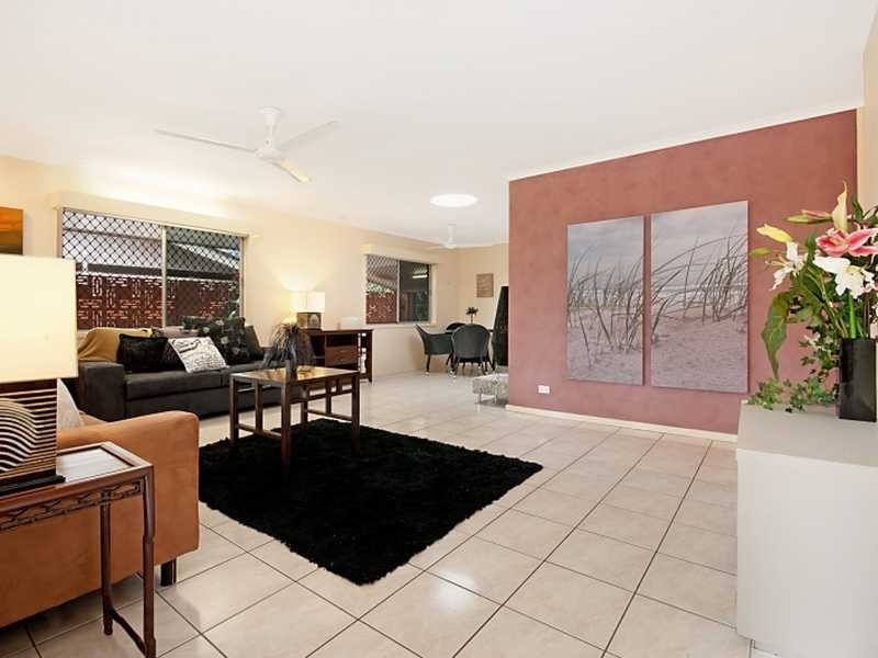 125 Jensen Street, Whitfield QLD 4870