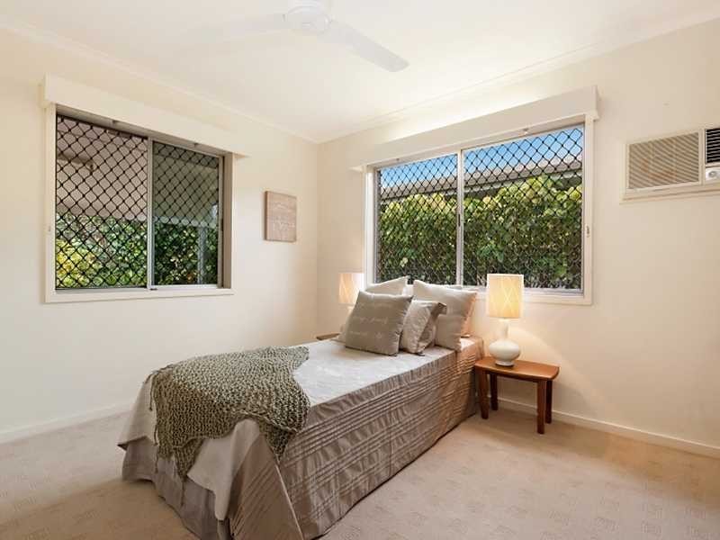 125 Jensen Street, Whitfield QLD 4870