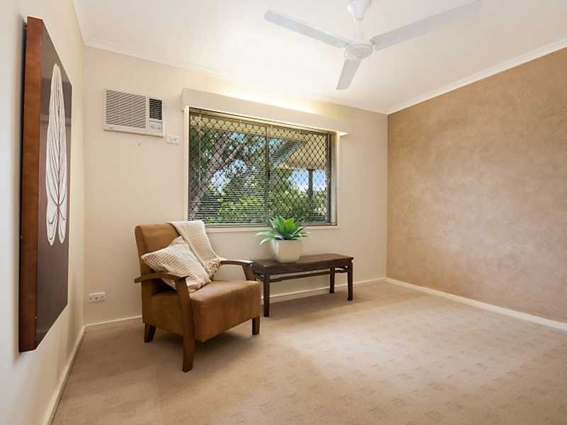 125 Jensen Street, Whitfield QLD 4870