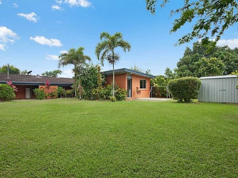 125 Jensen Street, Whitfield QLD 4870