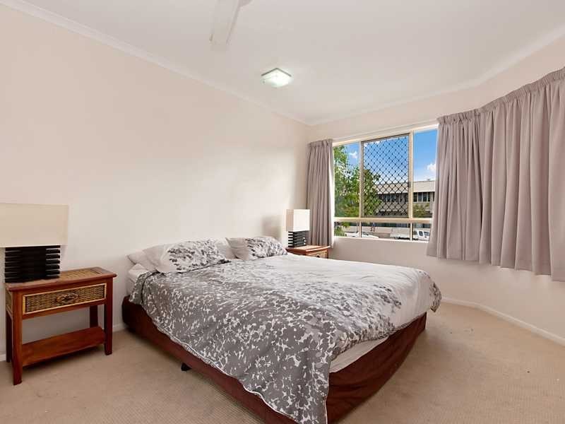 4/210 Grafton Street, Cairns North QLD 4870