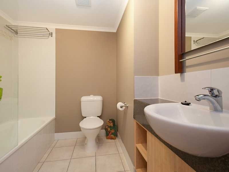 4/38 Digger Street, Cairns North QLD 4870