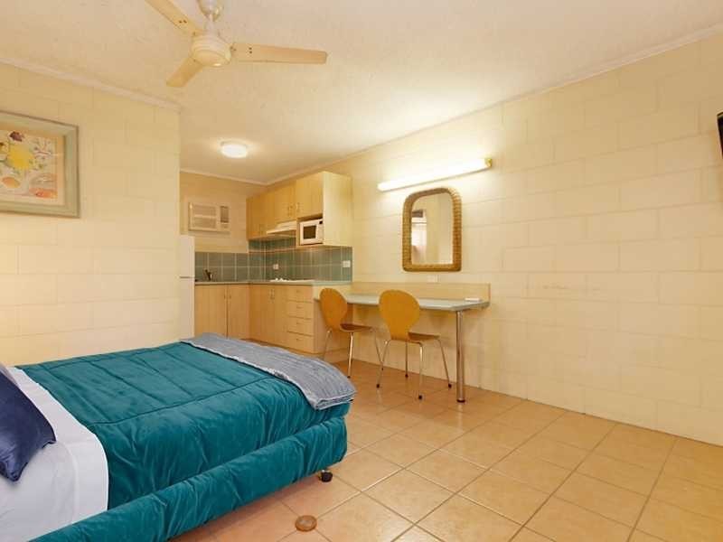 225/1 Anderson Road, Woree QLD 4868