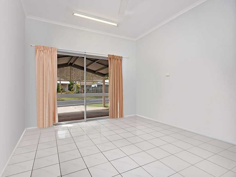 42 Adam Drive, Brinsmead QLD 4870