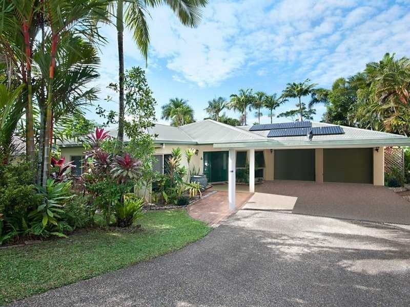 35 Summer Hill Drive, Mooroobool QLD 4870