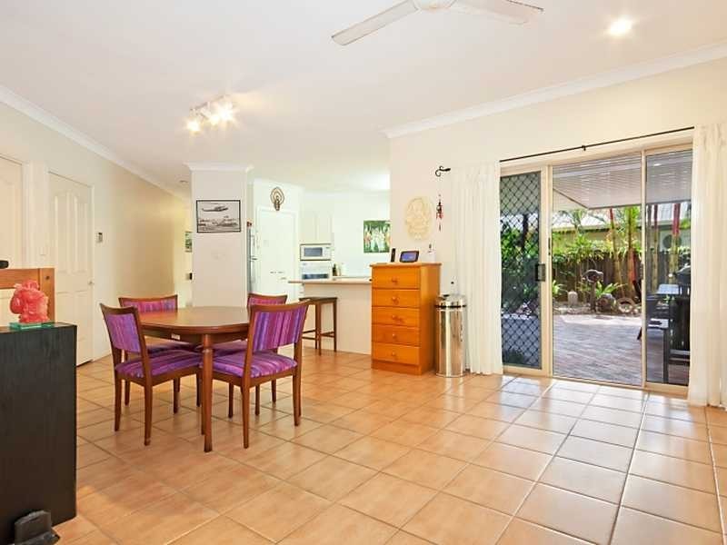 35 Summer Hill Drive, Mooroobool QLD 4870