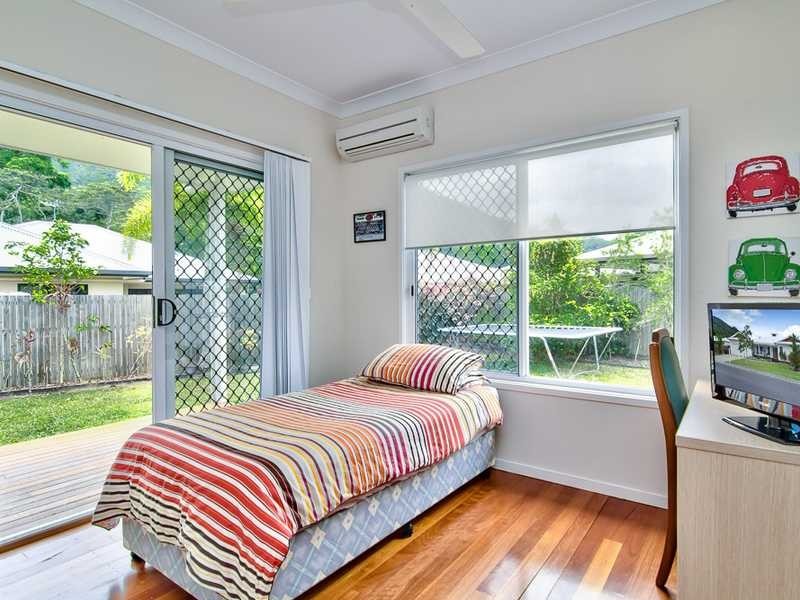 3 Davidson Close, Redlynch QLD 4870