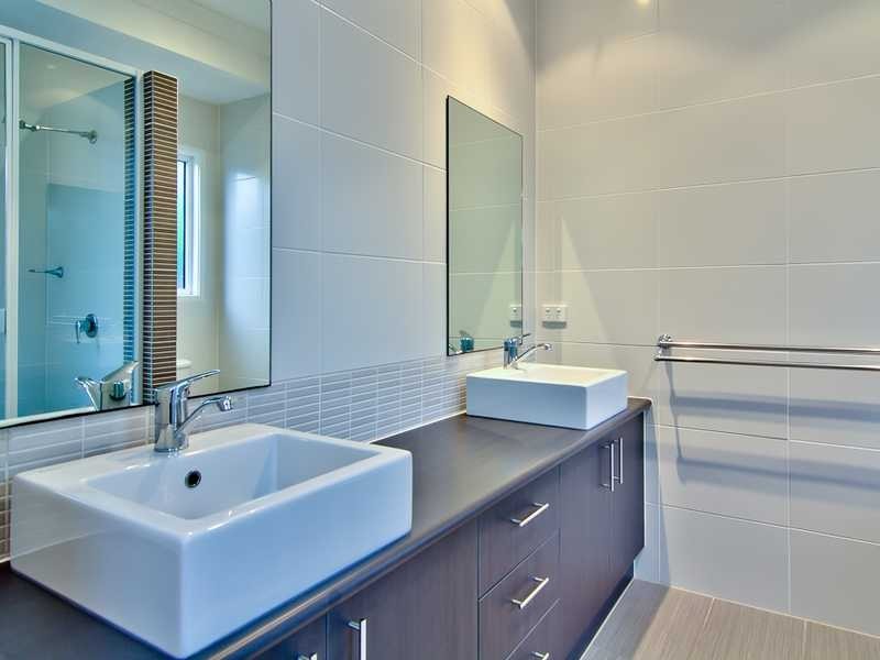 3 Davidson Close, Redlynch QLD 4870