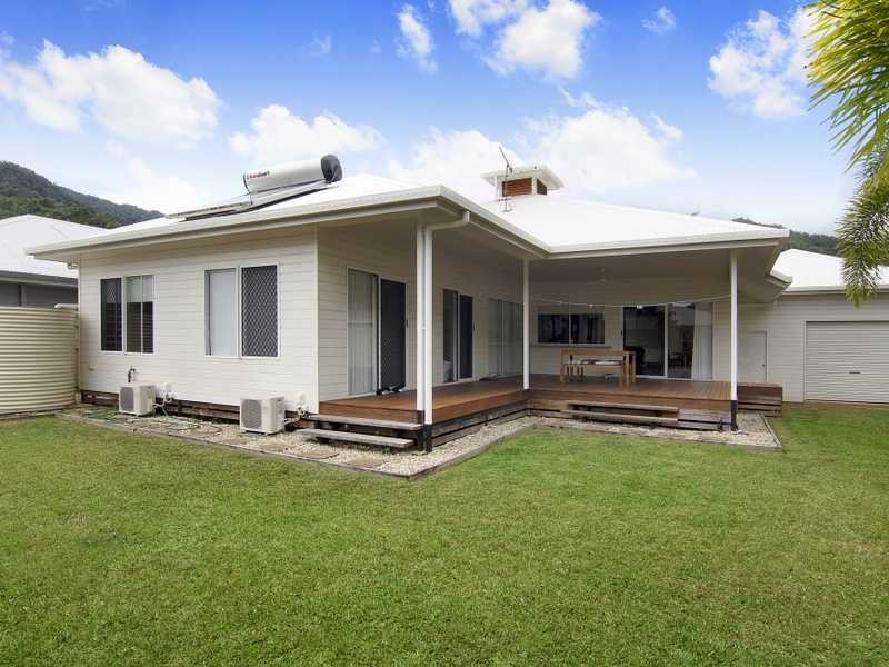 3 Davidson Close, Redlynch QLD 4870