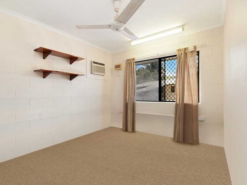 12/64 Pease Street, Manoora QLD 4870