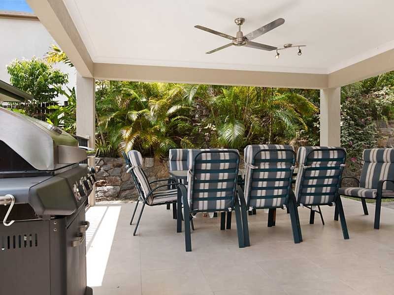 3 Oceanview Place, Mooroobool QLD 4870