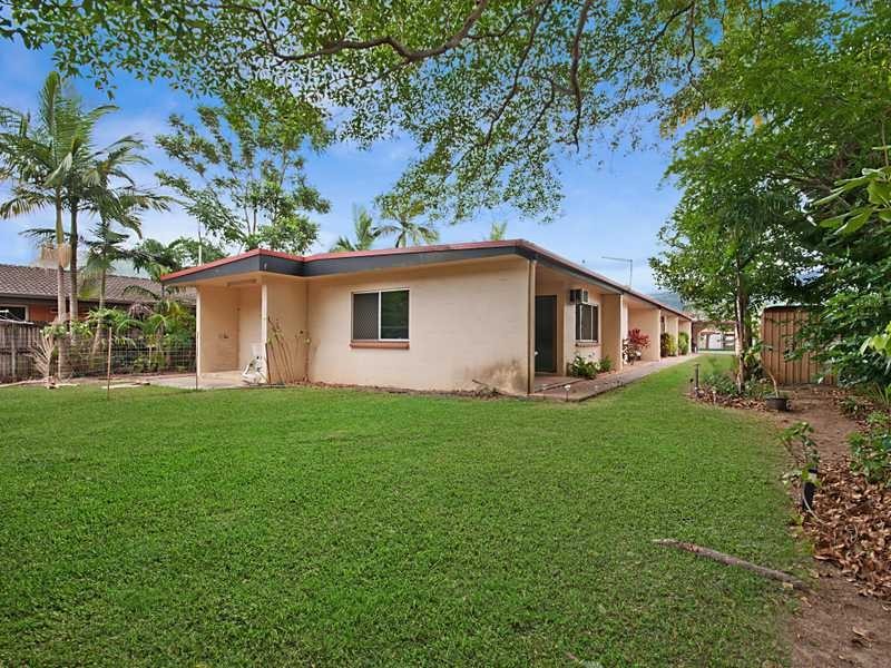 9 Sandown Close, Woree QLD 4868
