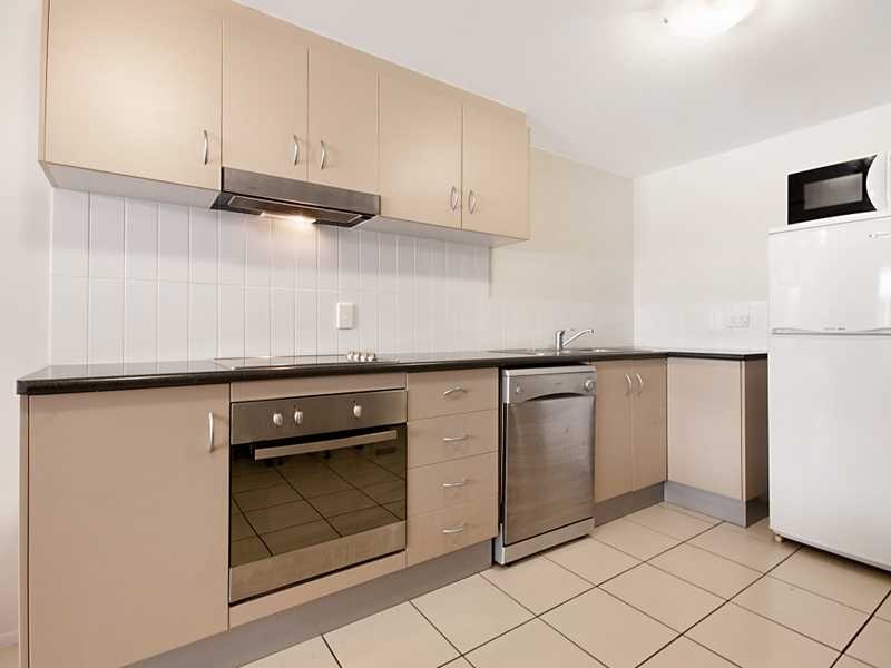 34/82 Martyn Street, Cairns QLD 4870