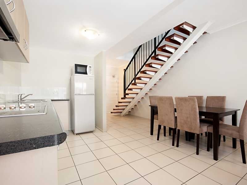 34/82 Martyn Street, Cairns QLD 4870