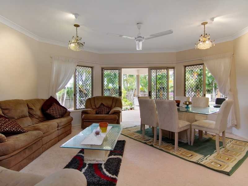 157 McFarlane Drive, Kanimbla QLD 4870