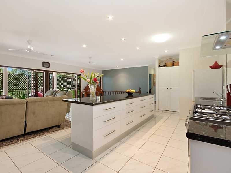7 Christie Drive, Brinsmead QLD 4870