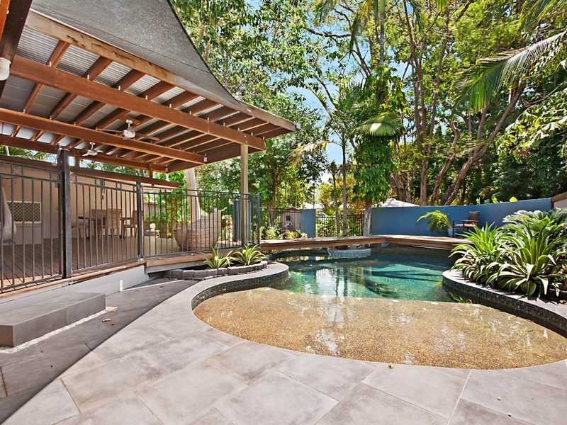 169 Jensen Street, Whitfield QLD 4870