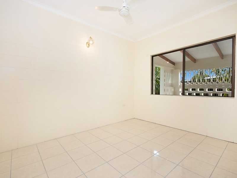 6 Azalea Court, Mooroobool QLD 4870