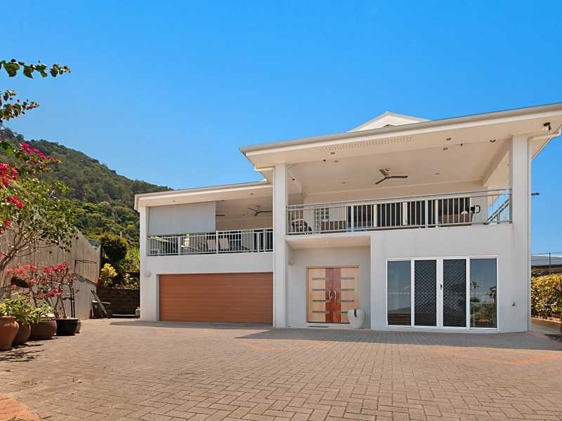 6 Wrasse Close, Kanimbla QLD 4870