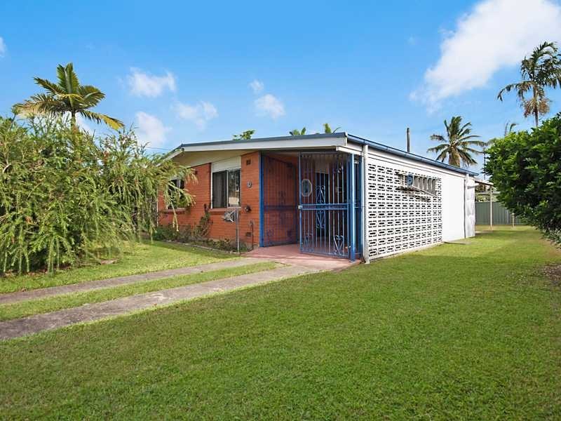 129 Greenslopes Street, Edge Hill QLD 4870