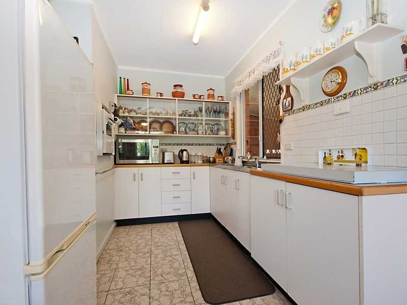 129 Greenslopes Street, Edge Hill QLD 4870