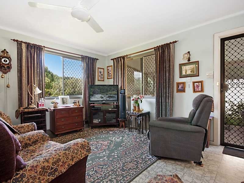 129 Greenslopes Street, Edge Hill QLD 4870