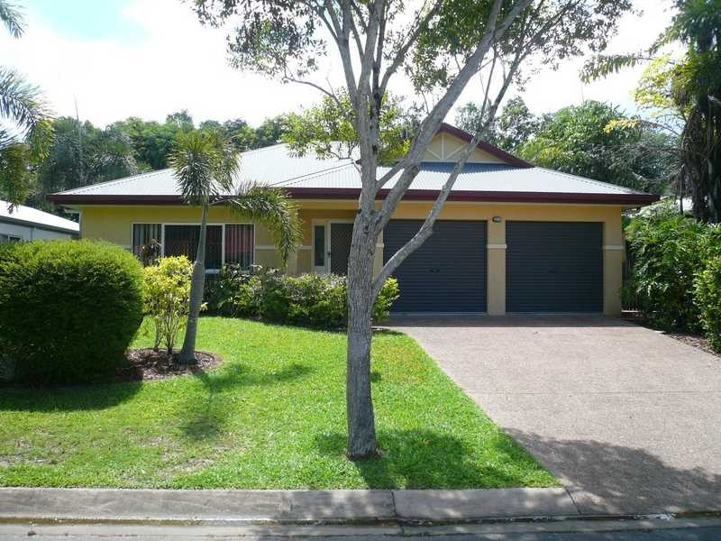 21 Opaline Close, Brinsmead QLD 4870