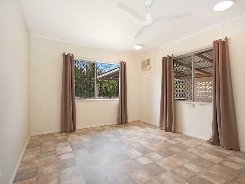 3 Blantyre Close, Manunda QLD 4870