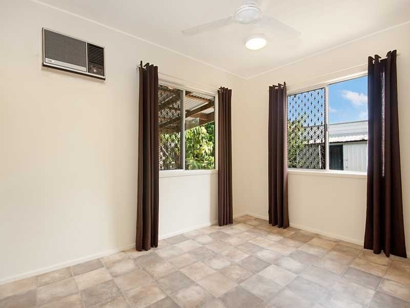 3 Blantyre Close, Manunda QLD 4870